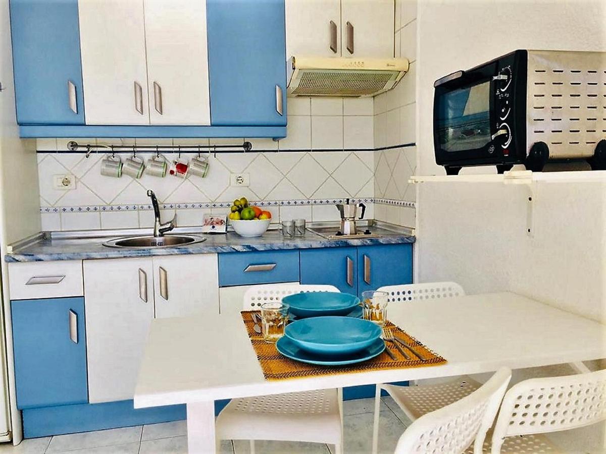 Beach And Pool In Playa De Las Americas Apartment Ngoại thất bức ảnh